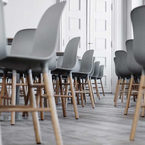 Upholstered easy chair